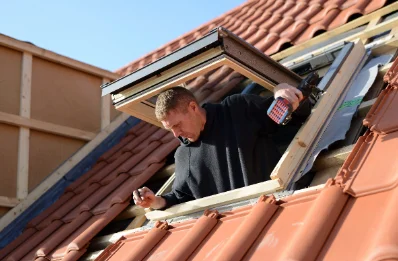 Pose de fenêtres de toit Velux à Thoissey